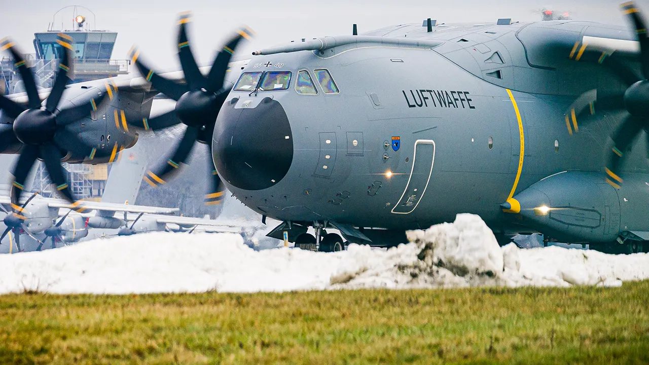 Troops from Europe deploy to Greenland in rapid 2-day mission as Trump eyes US takeover preview image
